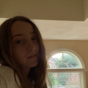 Meet your Posher, Isabel